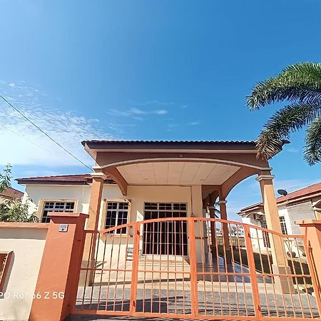 Kembara Homestay ألور سيتار المظهر الخارجي الصورة